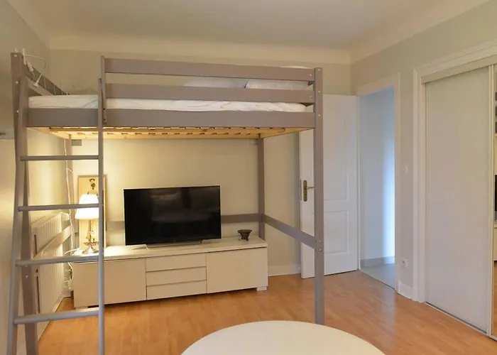 De Avec Jardin A Apartman *