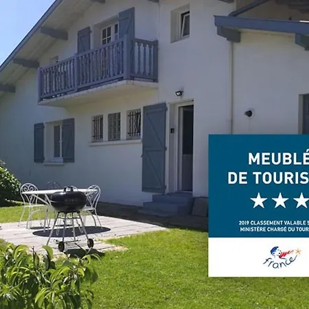 Appartement De Vacances Avec Jardin A *